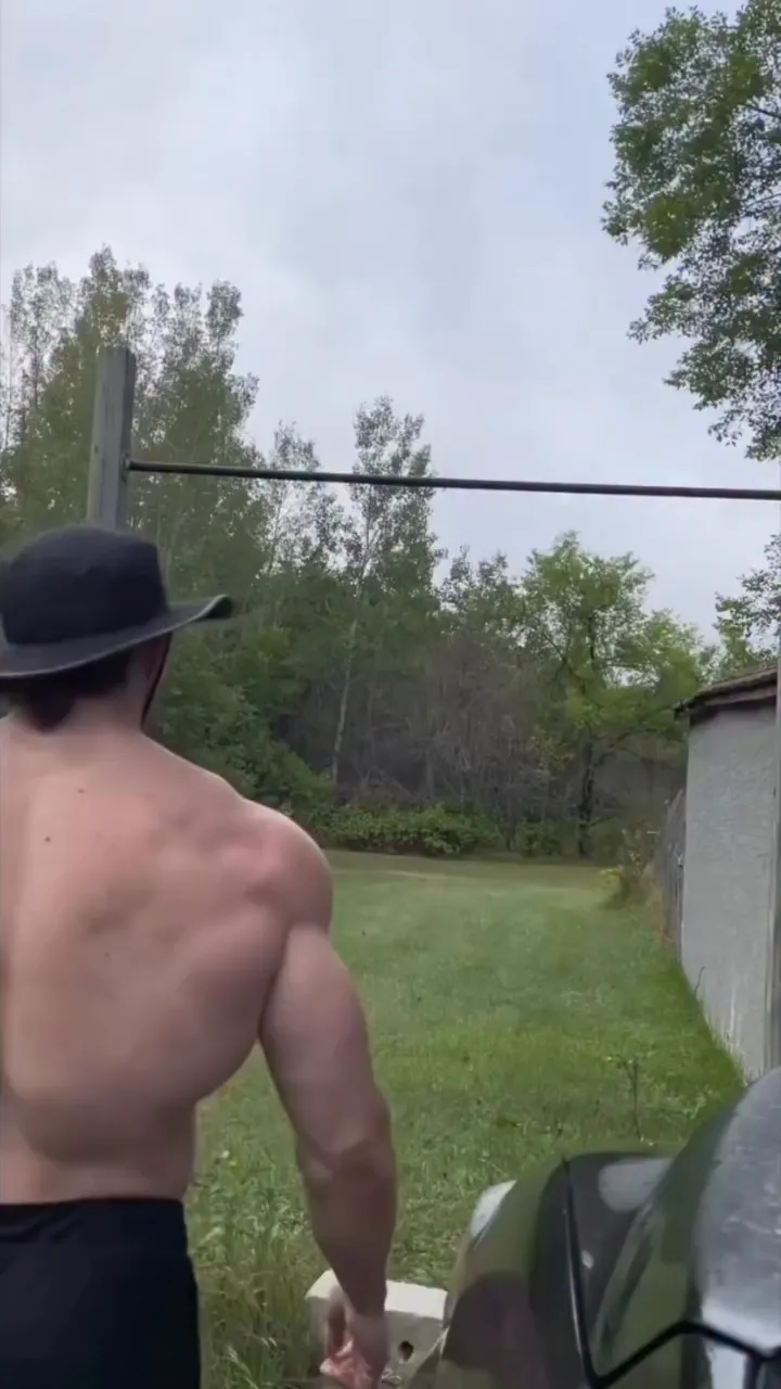 Still from the video: Hip Mobility and Low Back Pain During Squats