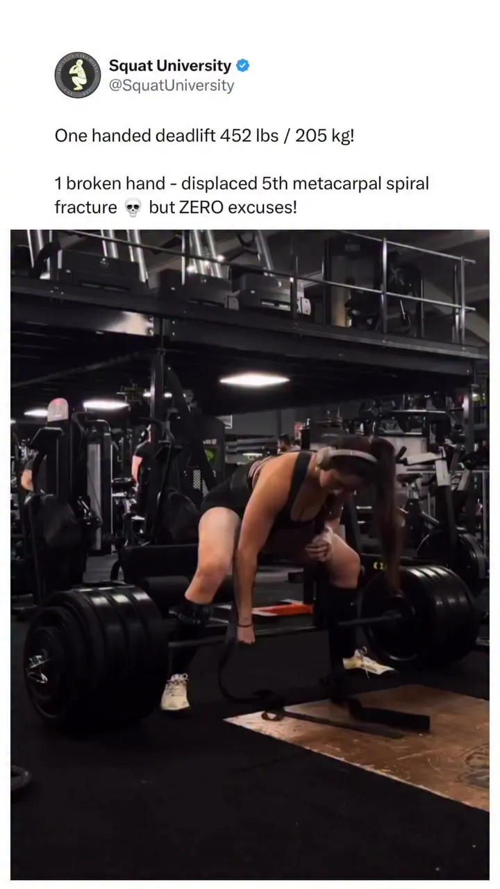 Still from the video: Sophia Strength's Badass Lift, Reviewed by Squat University